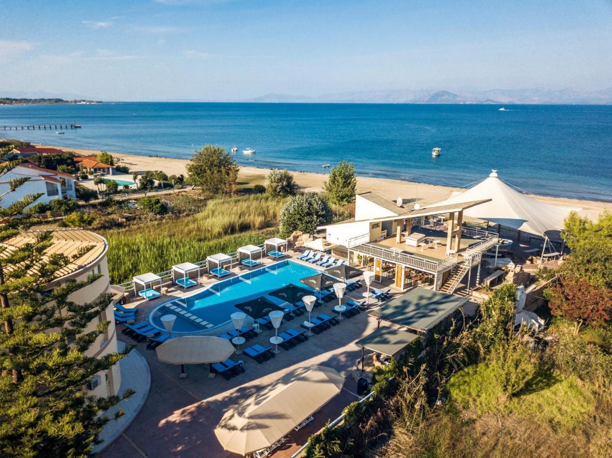 Island Kavos Hotel Exterior photo